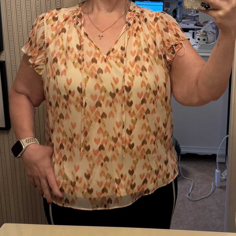 🟣 LC Lauren Conrad Women's Heart Pattern Blouse - Cream and Pink
